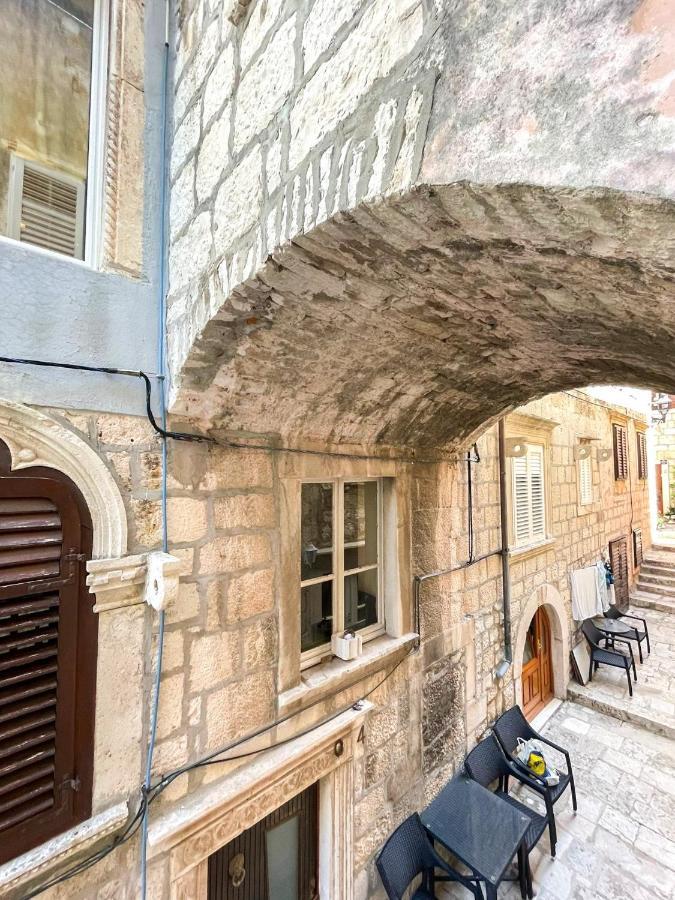 Apartment Kanavelic In Old Town Korcula Eksteriør billede
